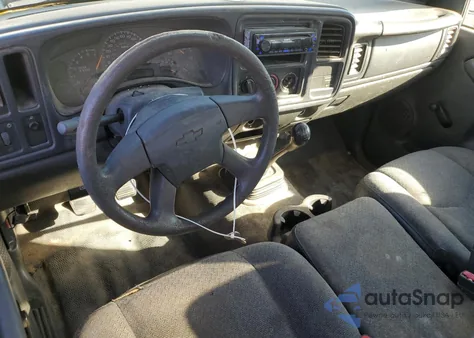 2004 Chevrolet Silverado C1500 from USA, damaged, VIN 1GCEC14XX4Z134977